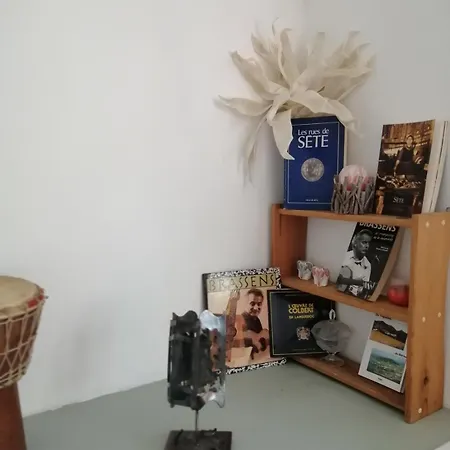 Aqui Siem Ben Apartment